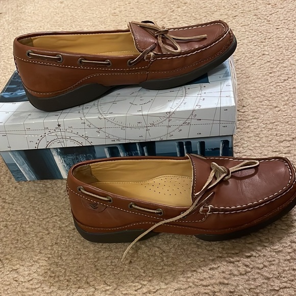 Sperry’s - Picture 4 of 4